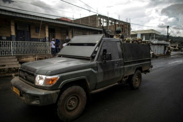 Cameroun – Crise anglophone : Human Rights Watch accuse l’armée camerounaise de viol d’au moins 20 femmes à Ebam (Sud-Ouest) en mars 2020